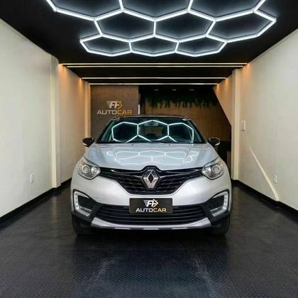 RENAULT CAPTUR 1.6 16V SCE FLEX LIFE X-TRONIC RENAULT CAPTUR 1.6 16V SCE FLEX LIFE X-TRONIC